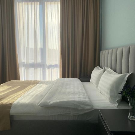 Жилой Комплекс 4You Almaty Exterior foto