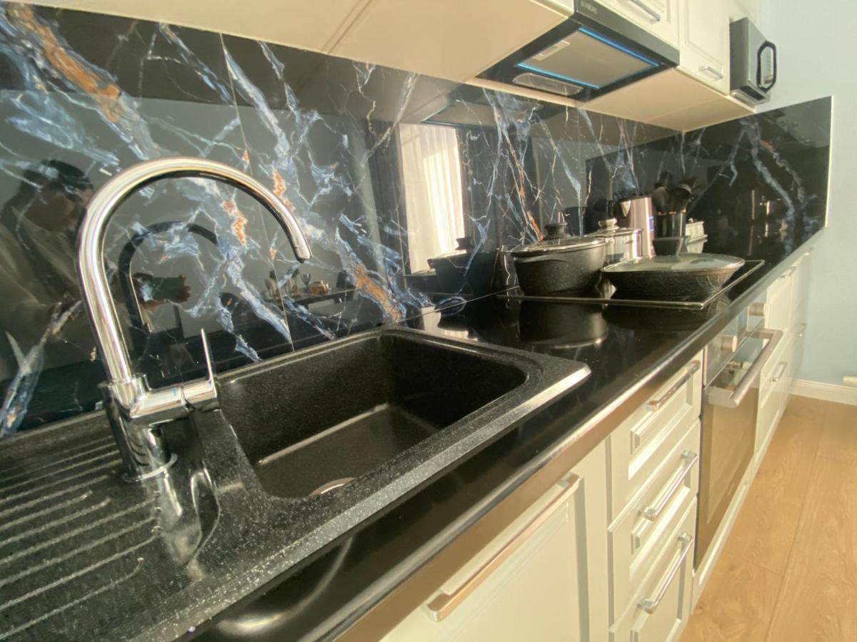 Жилой Комплекс 4You Almaty Exterior foto